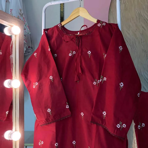 A Marun Dress Code 385