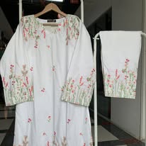 Floral White Dress Code 148